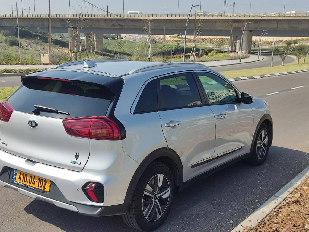 2021 קיה נירו פלוג אין היברידית מצב מעולה 68,000 ק"מ , חסכונית מאוד