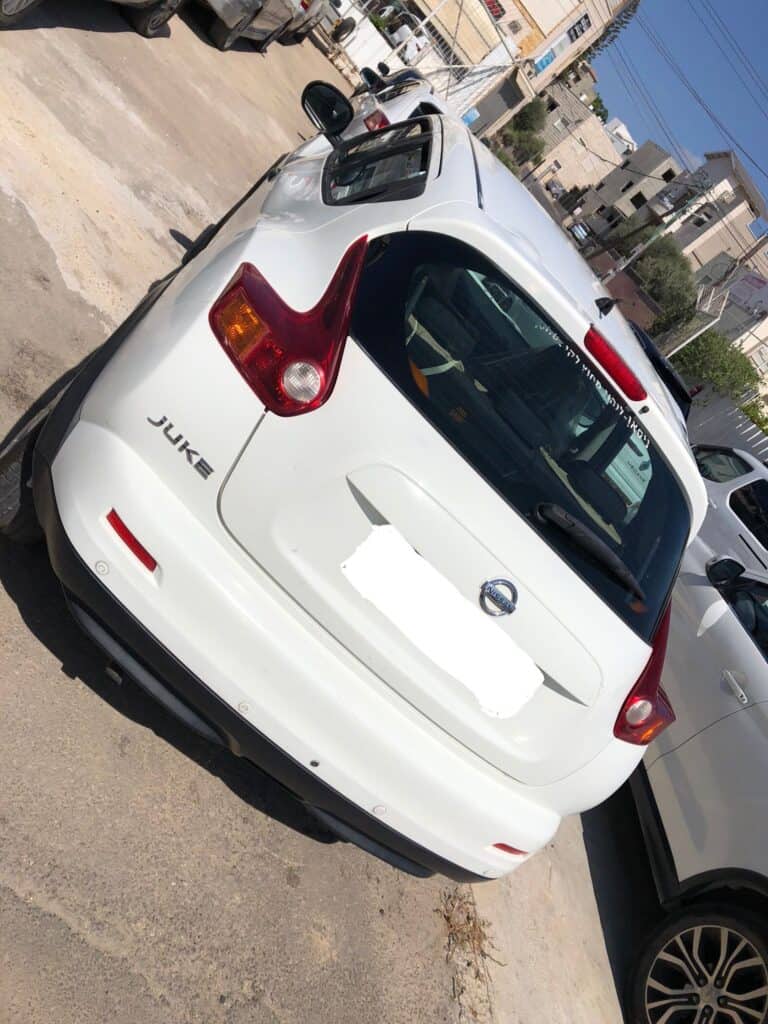 ניסאן ג'וק
