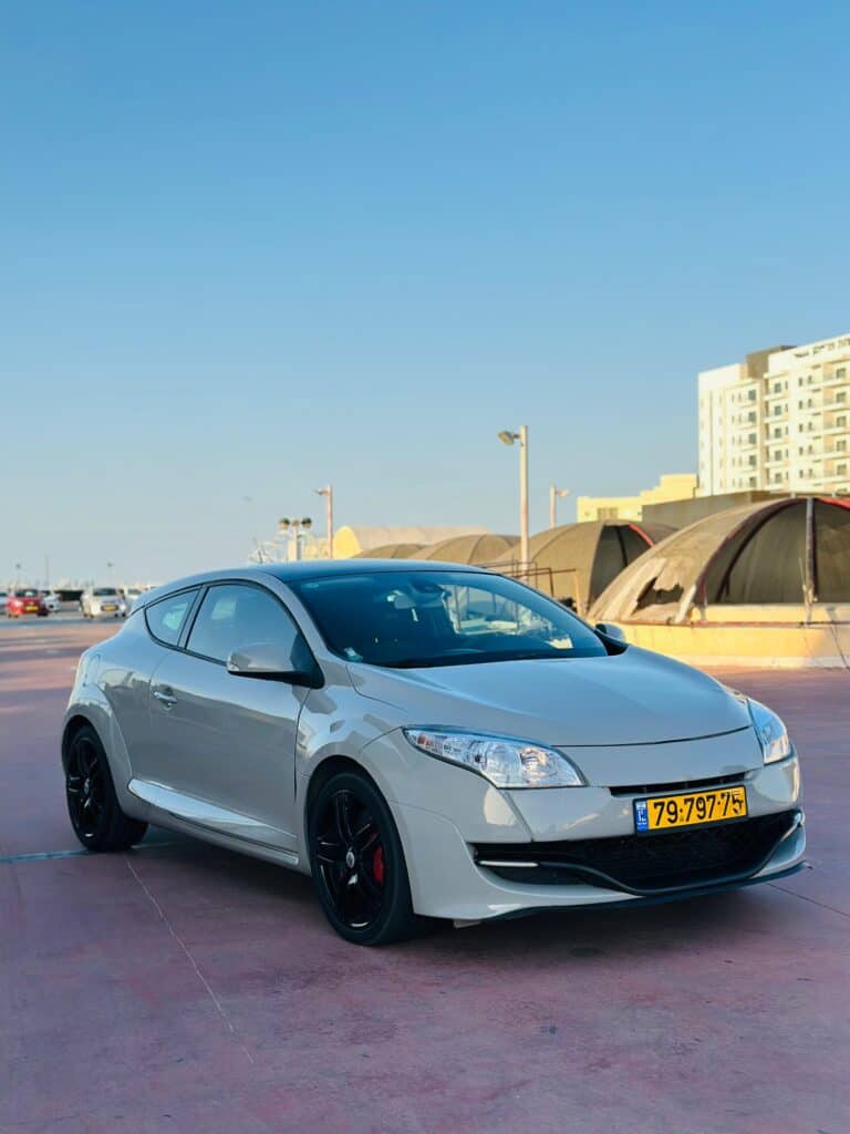 רנו מגאן RS 2012 ידני