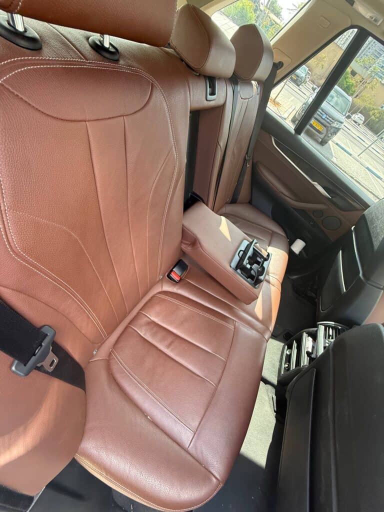 למכירה – BMW X5 40e xDrive Exclusive