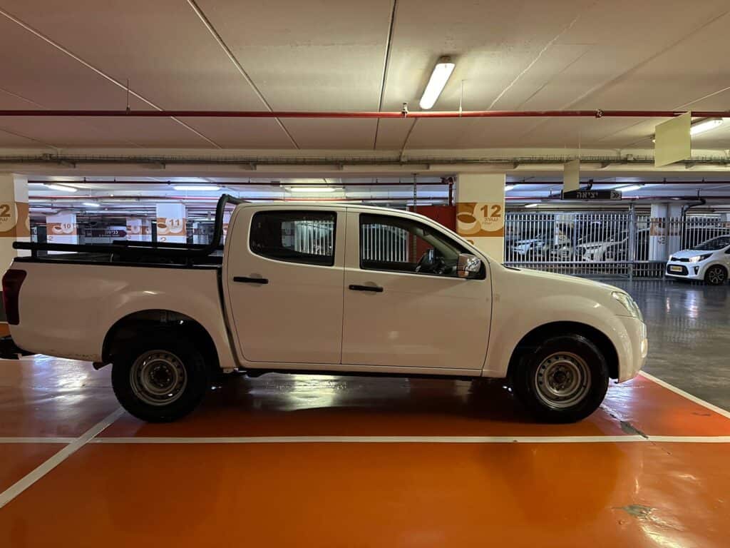 איסוזו D-Max PICK – UP S