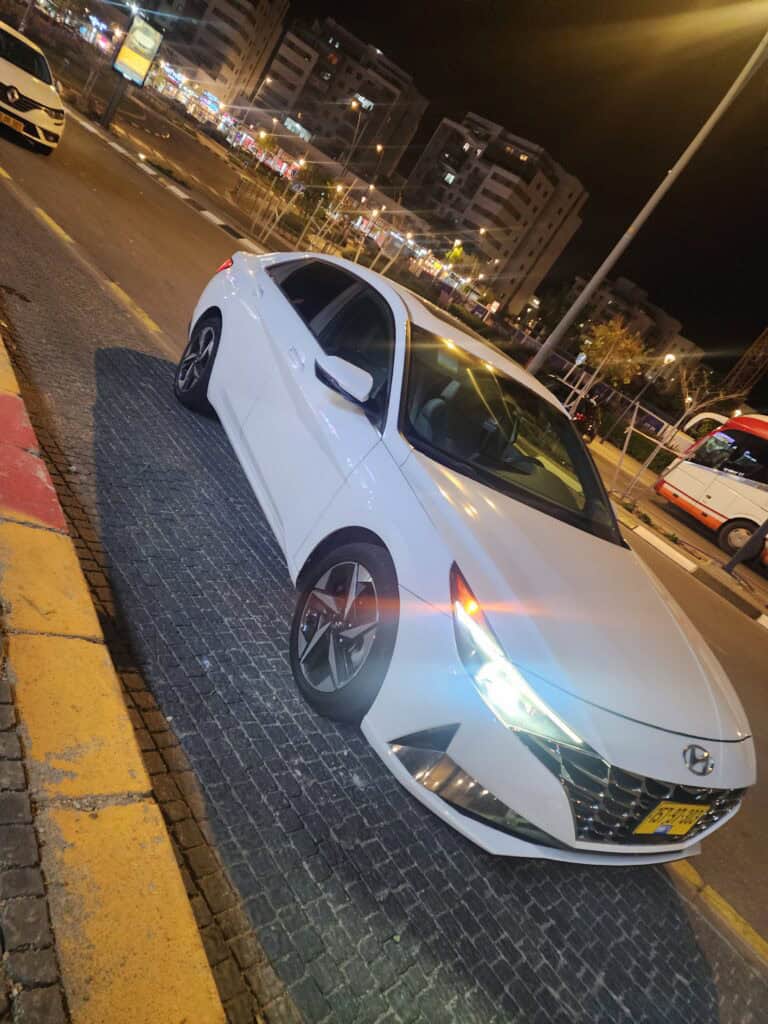 יונדאי אלנטרה