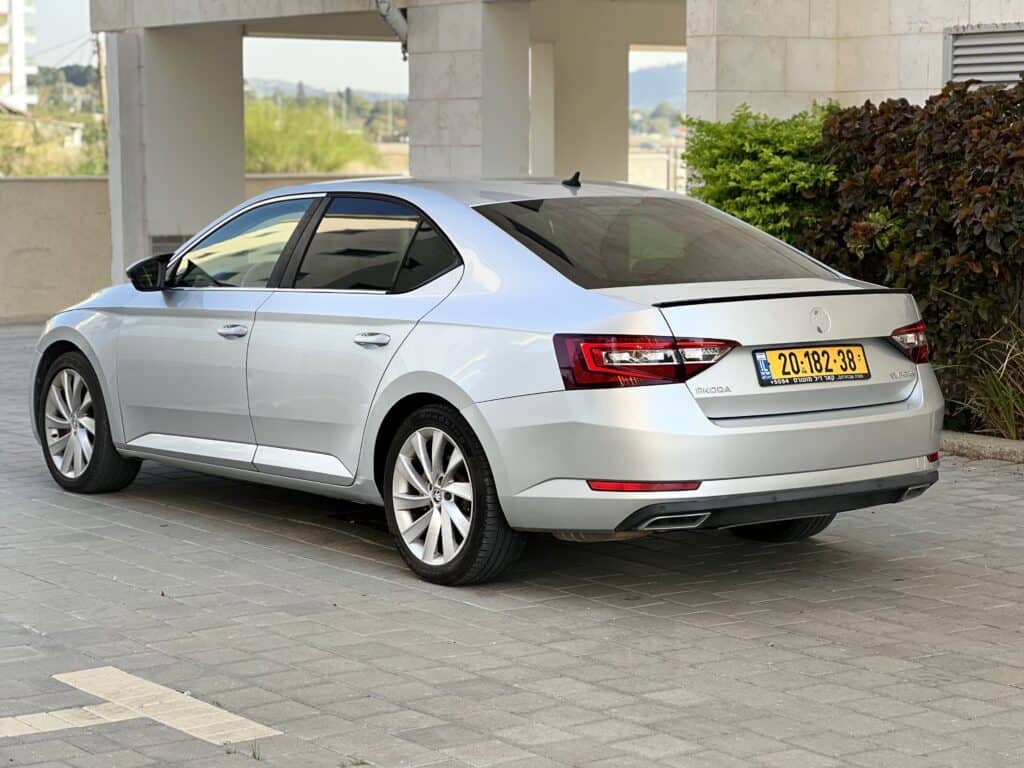 סקודה סופרב 2016 מנוע 1,800