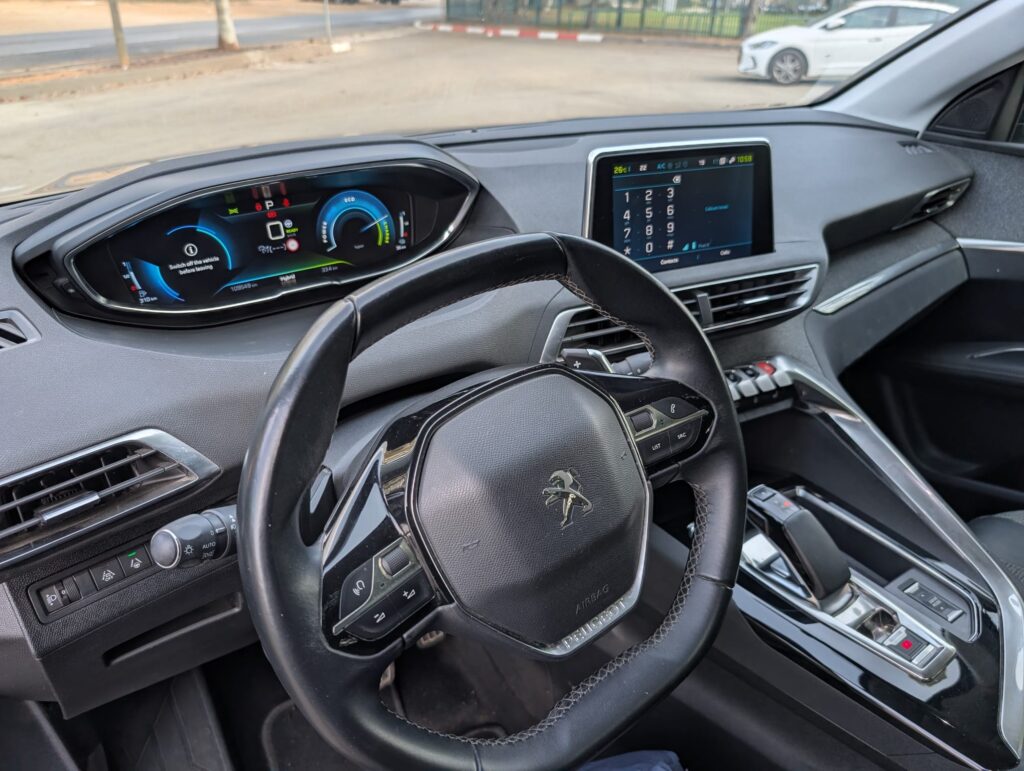 פיג'ו 3008 PREMIUM פלאג-אין