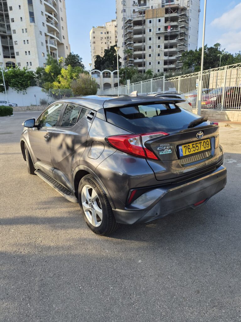 טויוטה CHR במחיר הכי נמוך בשוק