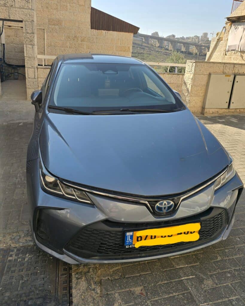 טויוטה קורולה Sense היברידית אוט׳ 1.8