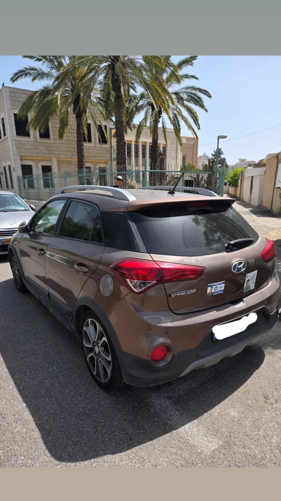 🚗 למכירה: יונדאי i20 Cross 2017