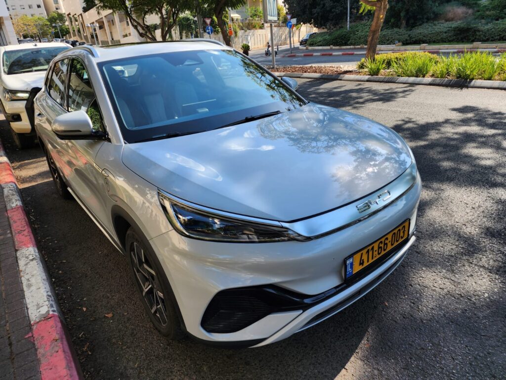 BYD ATTO 3 כחדשה לרציניים
