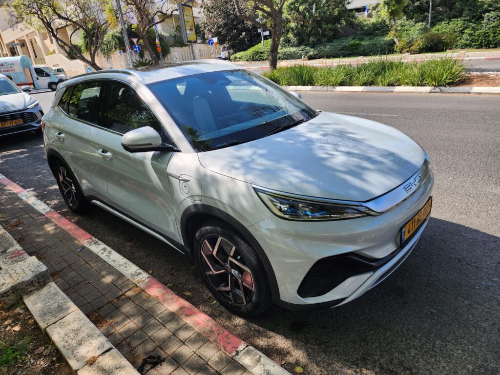 BYD ATTO 3 כחדשה לרציניים