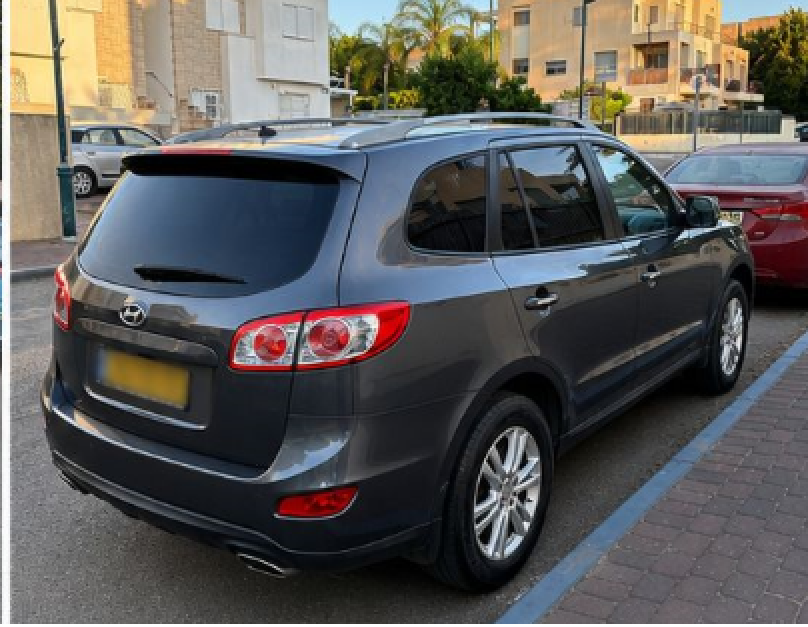 יונדאי, סנטה פה, 4X4 Executive אוט' בנזין 7 מק' 2.3 (174 כ"ס)